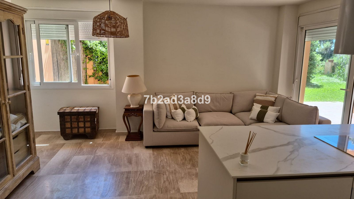 2 bedroom Apartments for sale in El Rosario – R5359453