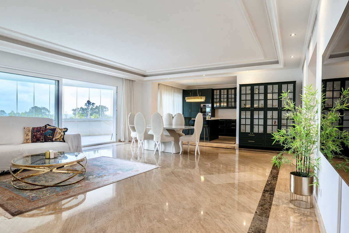 3 bedroom Penthouses for sale in Puerto Banús – R5254951 3 bedroom Penthouses for sale in Puerto Banús – R5254951