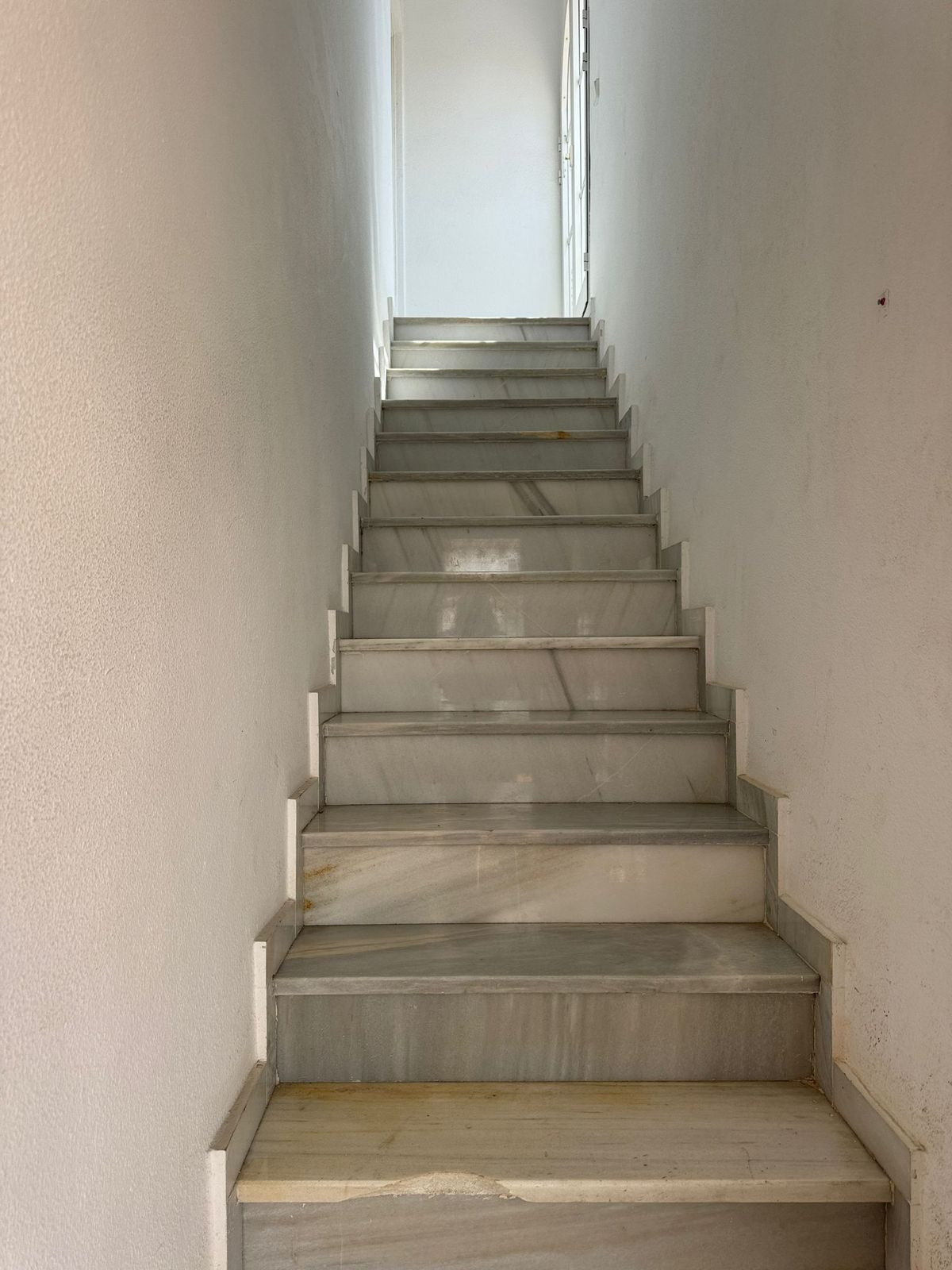 Aticos de 2 dormitorios en venta en Marbella – R5363983