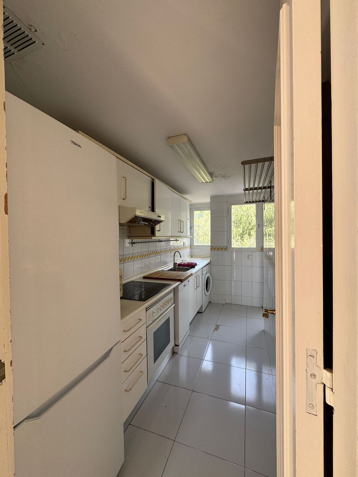 Aticos de 2 dormitorios en venta en Marbella – R5363983