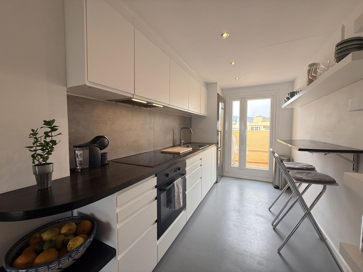 Aticos de 2 dormitorios en venta en Selwo – R5362792