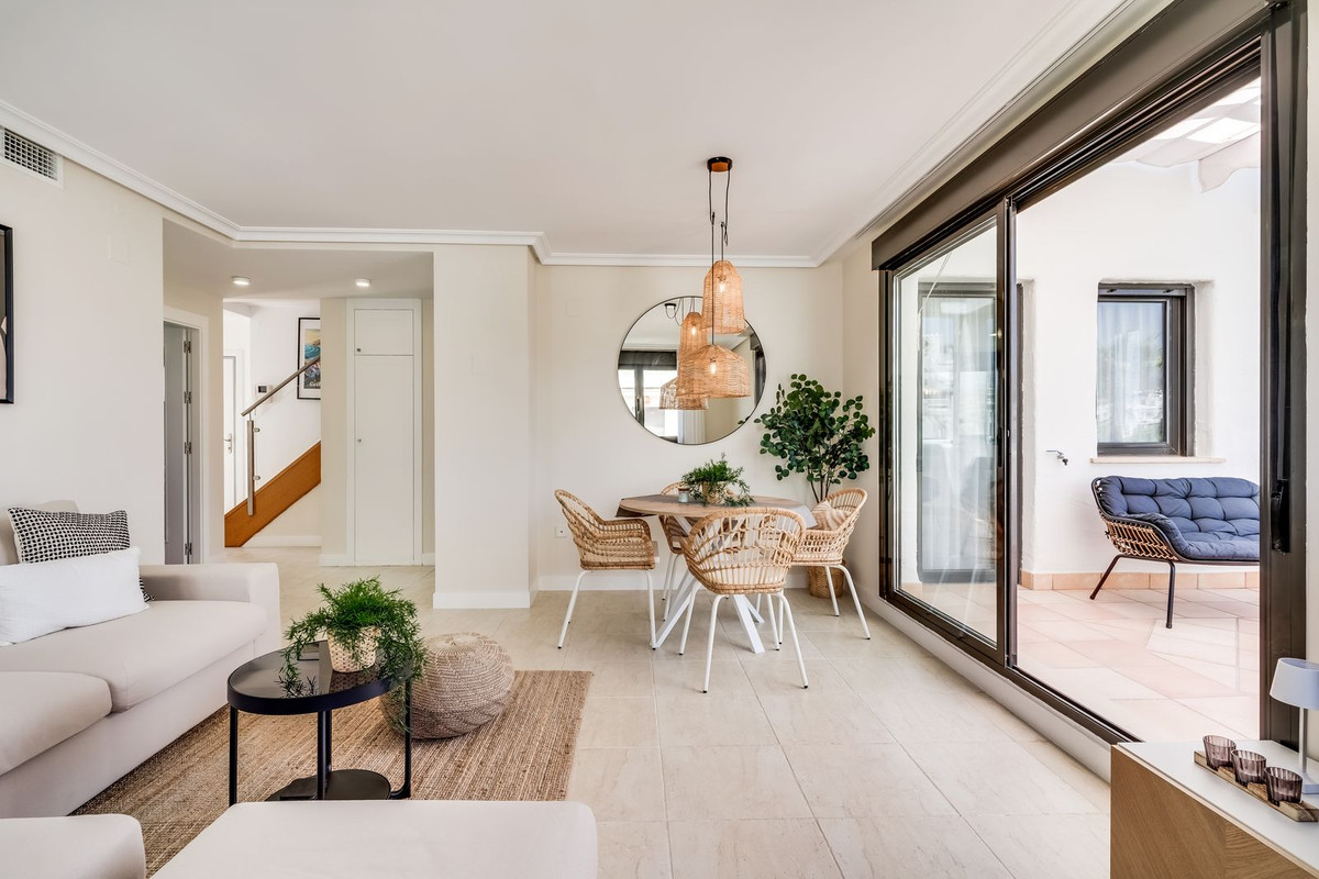 2 bedroom Apartments for sale in Selwo – R5370037 2 bedroom Apartments for sale in Selwo – R5370037