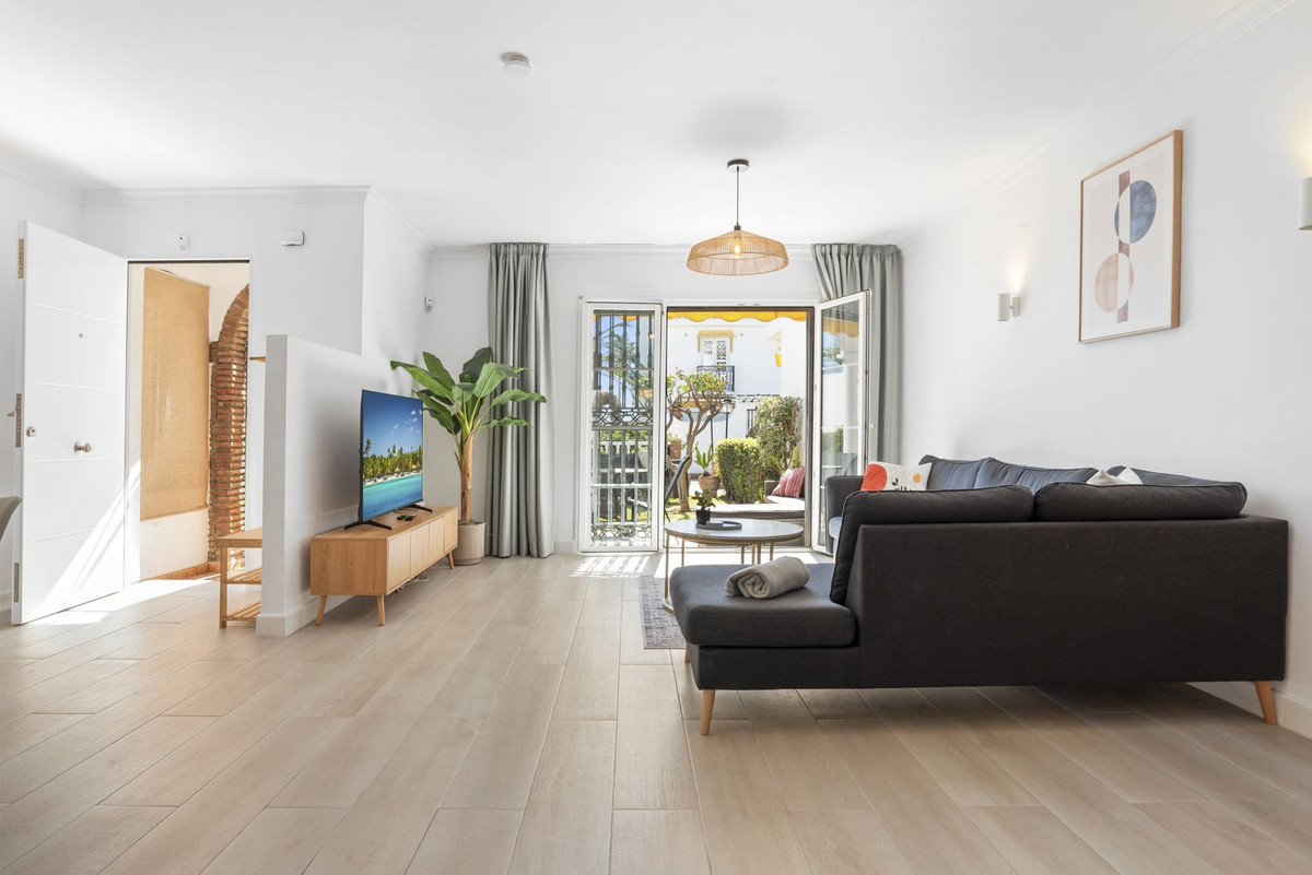 Adosados de 3 dormitorios en venta en La Cala de Mijas – R5306884