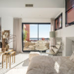 Apartamentos de 4 dormitorios en venta en Calahonda – R5344285