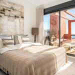 Apartamentos de 4 dormitorios en venta en Calahonda – R5344285