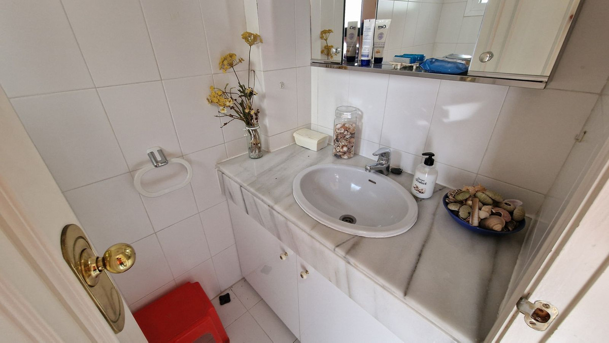 2 bedroom Apartments for sale in Riviera del Sol – R5271673