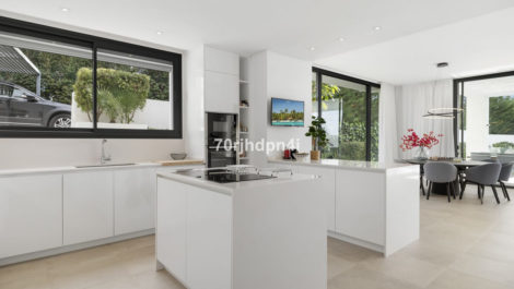 5 bedroom Villas for sale in Marbella – R5287207