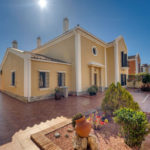 Villas de 5 dormitorios en venta en Guadalmina Alta – R5356603