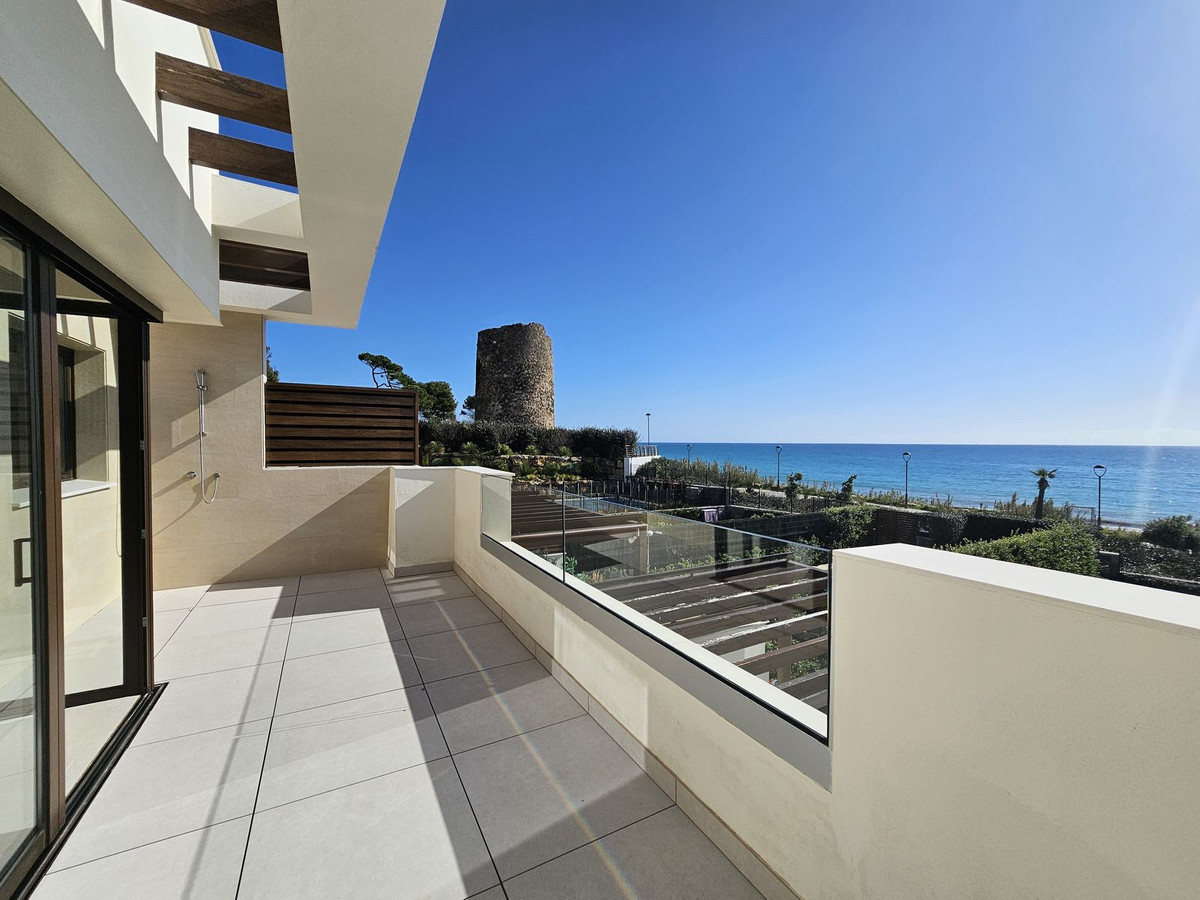 4 bedroom Townhouses for sale in Nueva Milla de Oro – R4952128