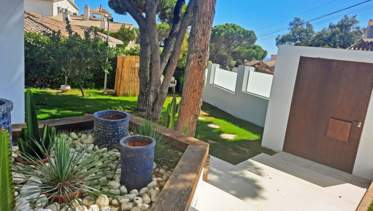 4 bedroom Villas for sale in Elviria – R4895608 in 