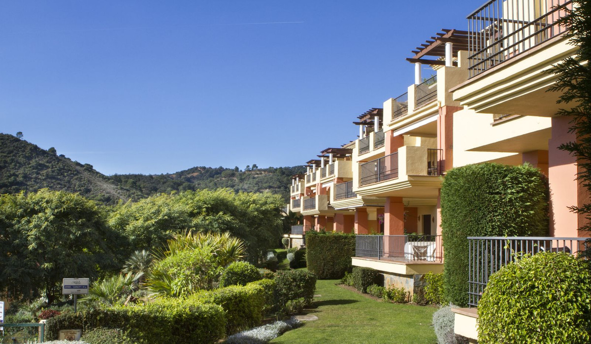 2 bedroom Apartments for sale in Los Arqueros – R5318785