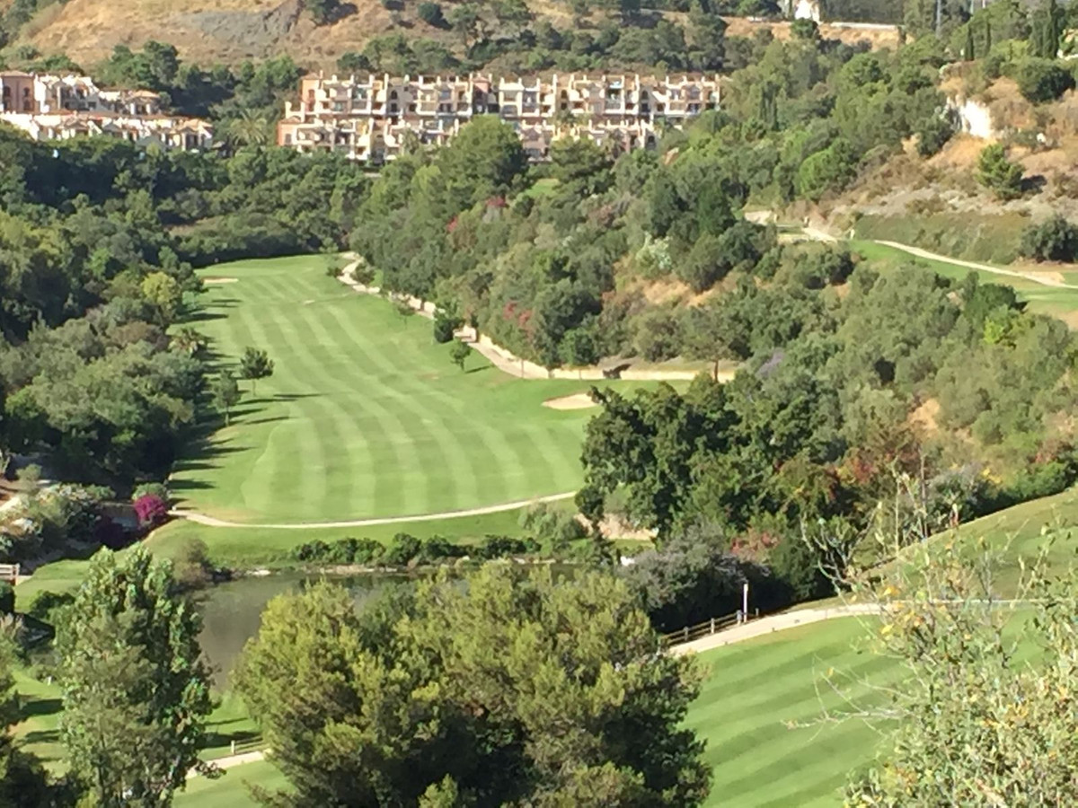 3 bedroom Apartments for sale in Los Arqueros – R5359522