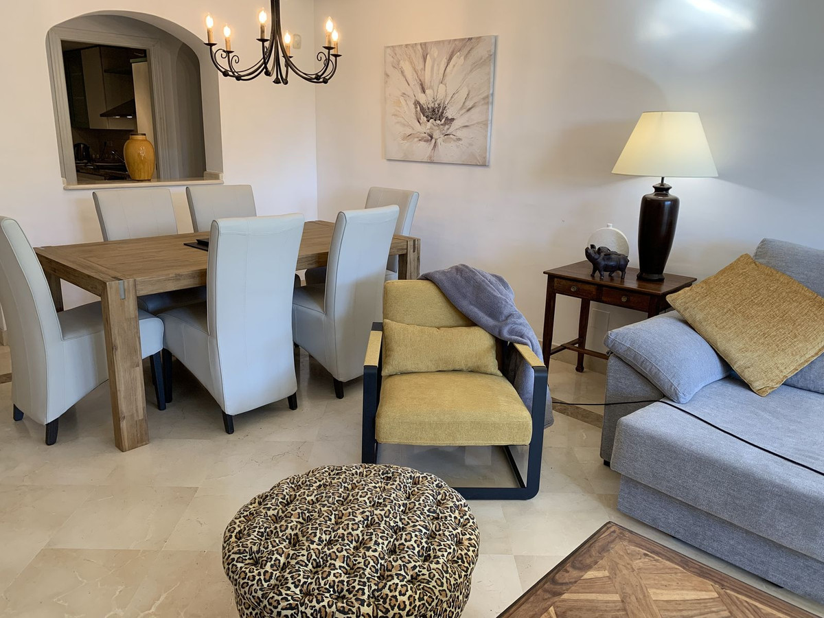 3 bedroom Apartments for sale in Los Arqueros – R5359522