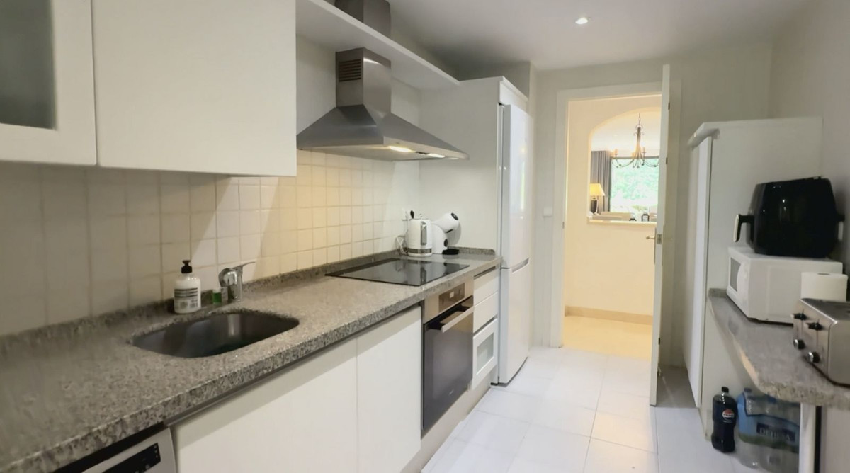 3 bedroom Apartments for sale in Los Arqueros – R5359522