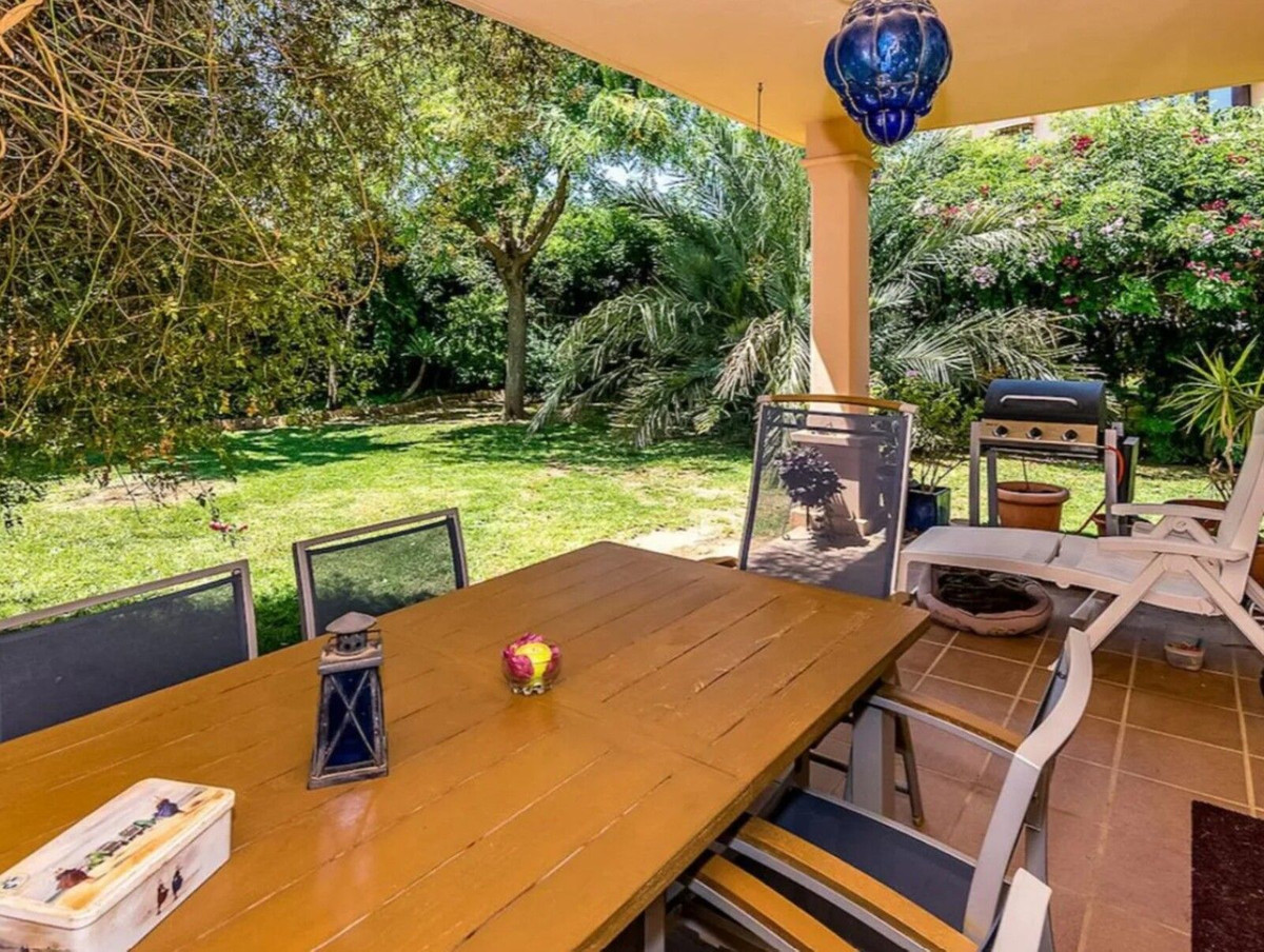 Pareados de 4 dormitorios en venta en Riviera del Sol – R5350978