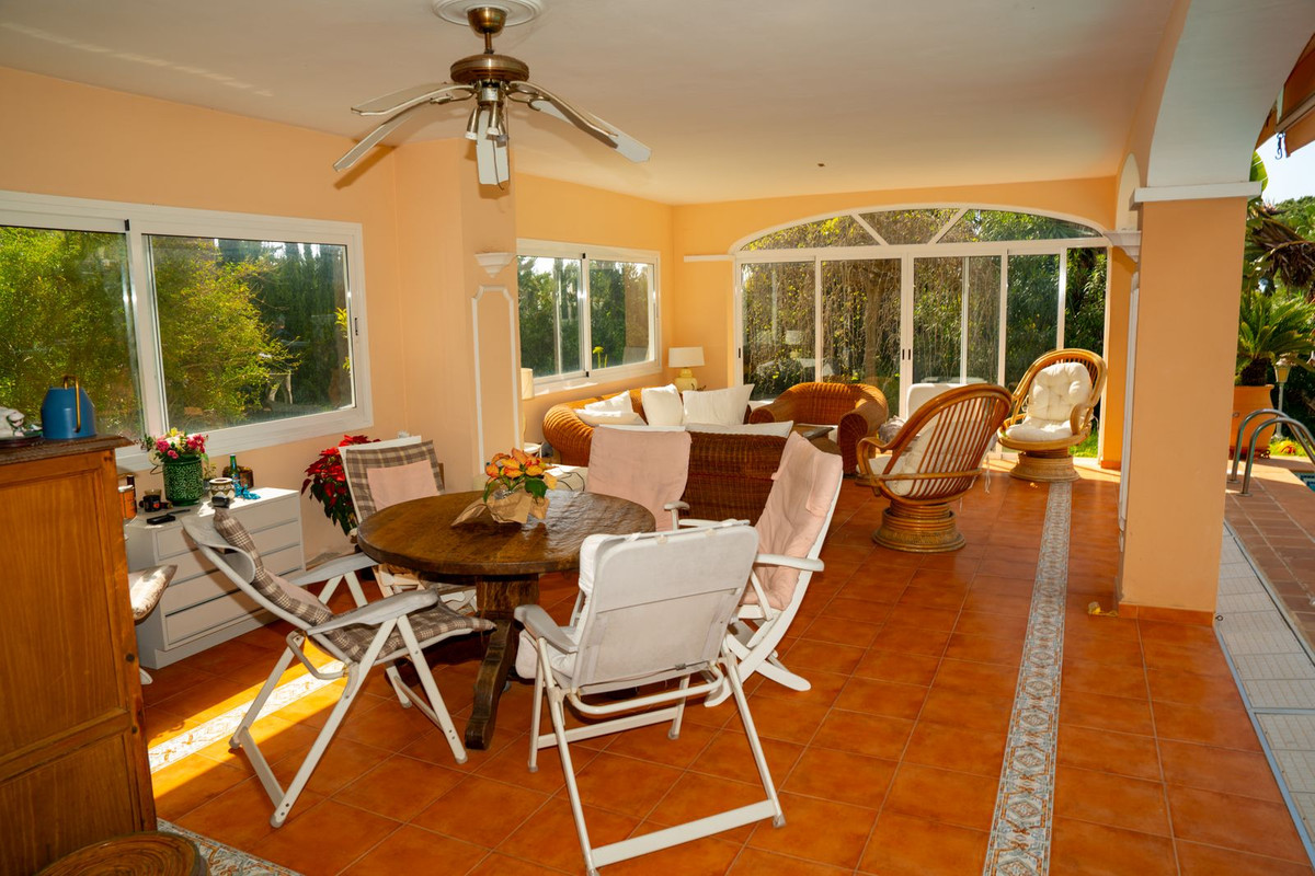 4 bedroom Villas for sale in Elviria – R5346391 4 bedroom Villas for sale in Elviria – R5346391