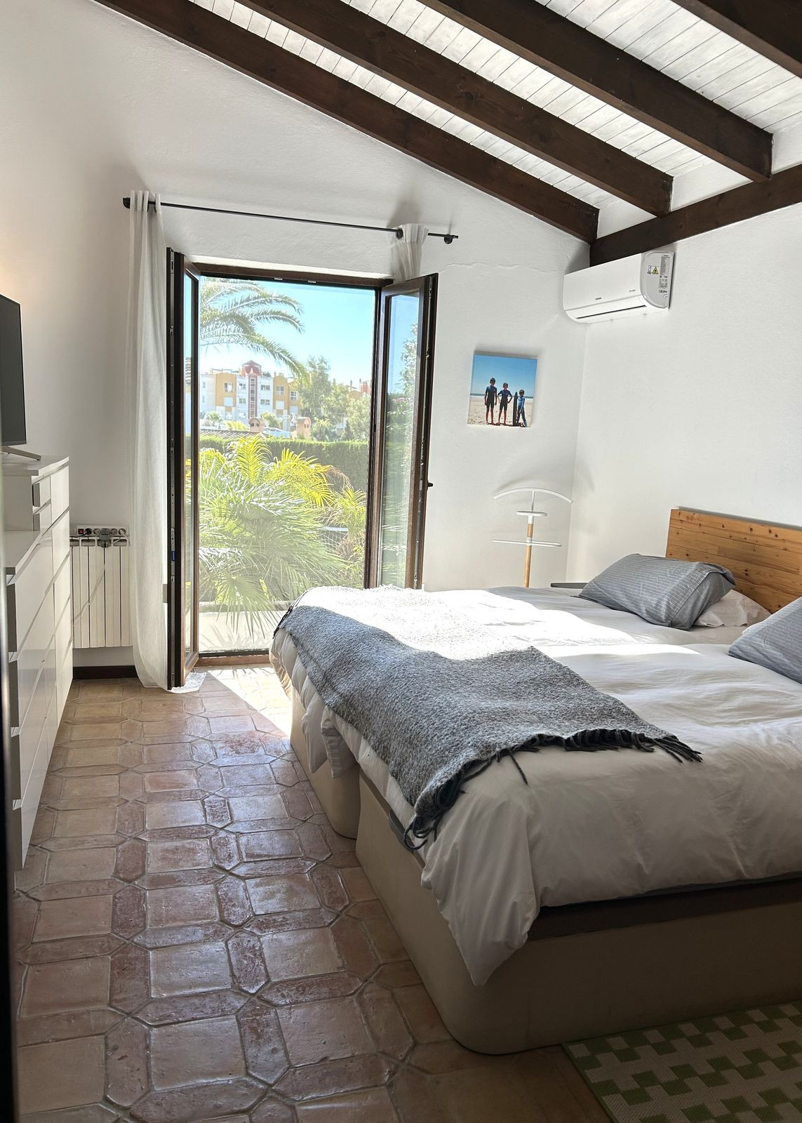 4 bedroom Villas for sale in Nueva Milla de Oro – R5273947