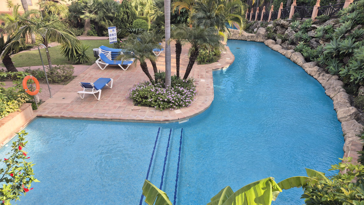 2 bedroom Apartments for sale in Los Flamingos – R5343865