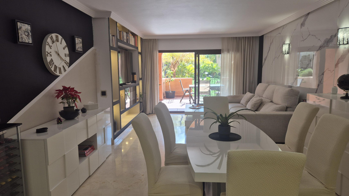 2 bedroom Apartments for sale in Los Flamingos – R5343865