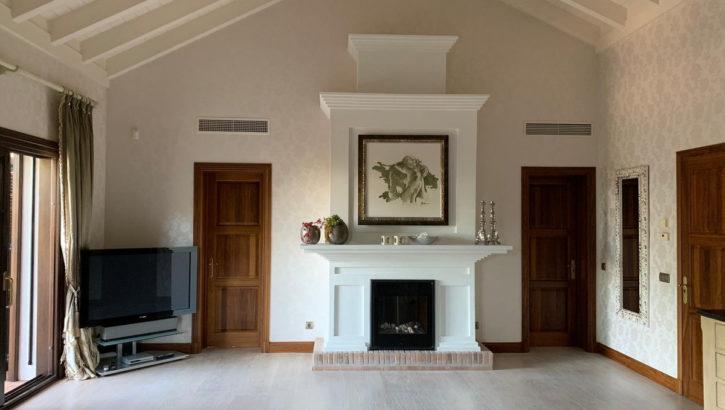 Villas de 5 dormitorios en venta en Sierra Blanca – R3761173 en 