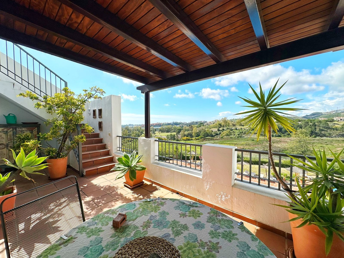 3 bedroom Apartments for sale in Los Arqueros – R5324356