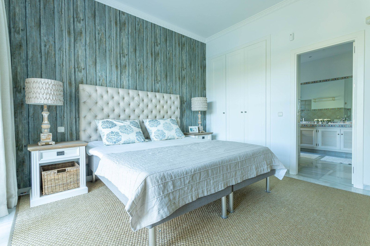 4 bedroom Villas for sale in Sierra Blanca – R4226188 4 bedroom Villas for sale in Sierra Blanca – R4226188