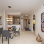 2 bedroom Apartments for sale in Elviria – R5363959