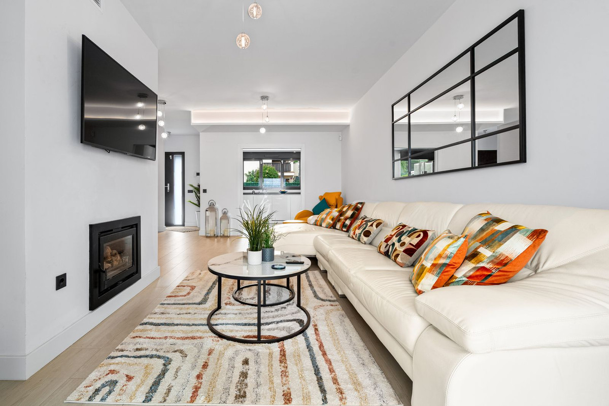 4 bedroom Townhouses for sale in La Cala de Mijas – R5356627