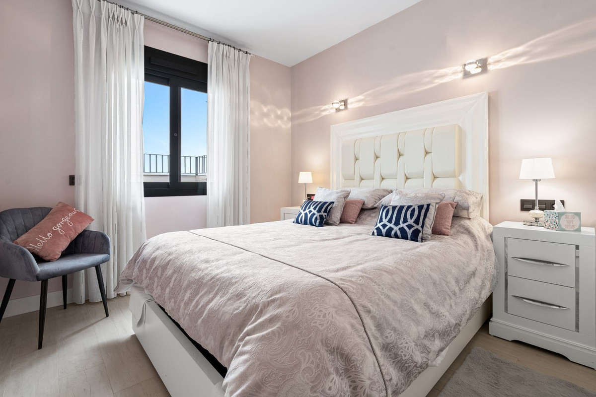 4 bedroom Townhouses for sale in La Cala de Mijas – R5356627