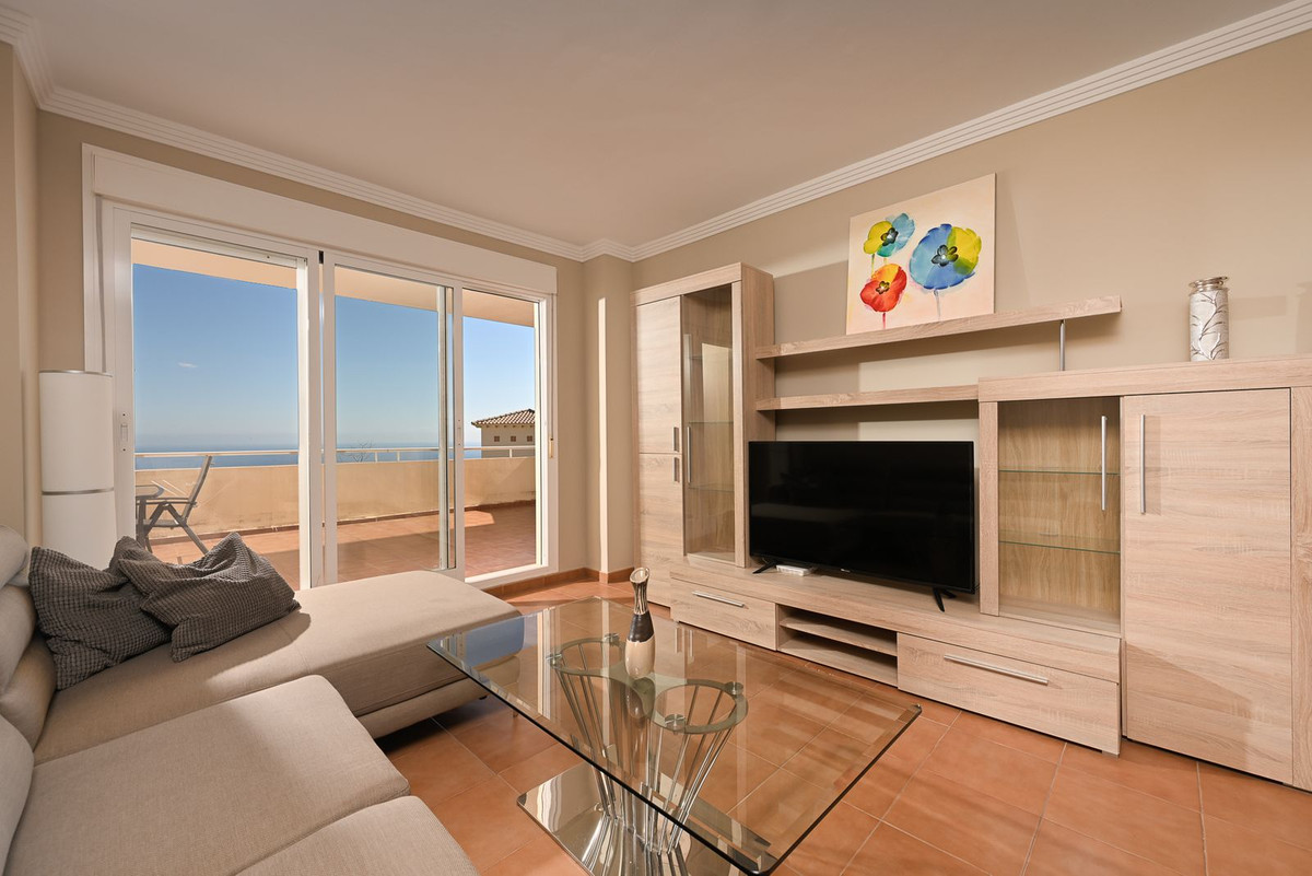 2 bedroom Apartments for sale in Calahonda – R5357470