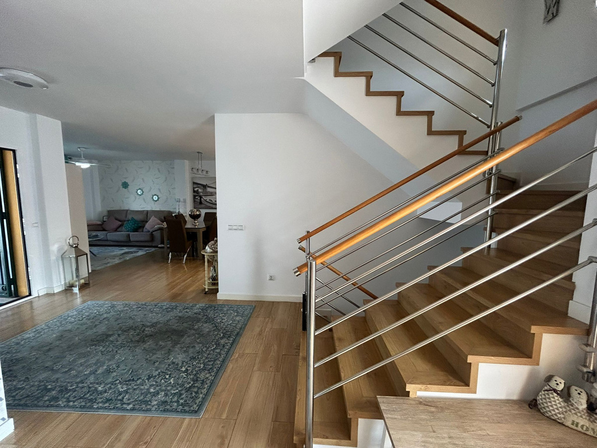 4 bedroom Townhouses for sale in Guadalmina Alta – R5283214