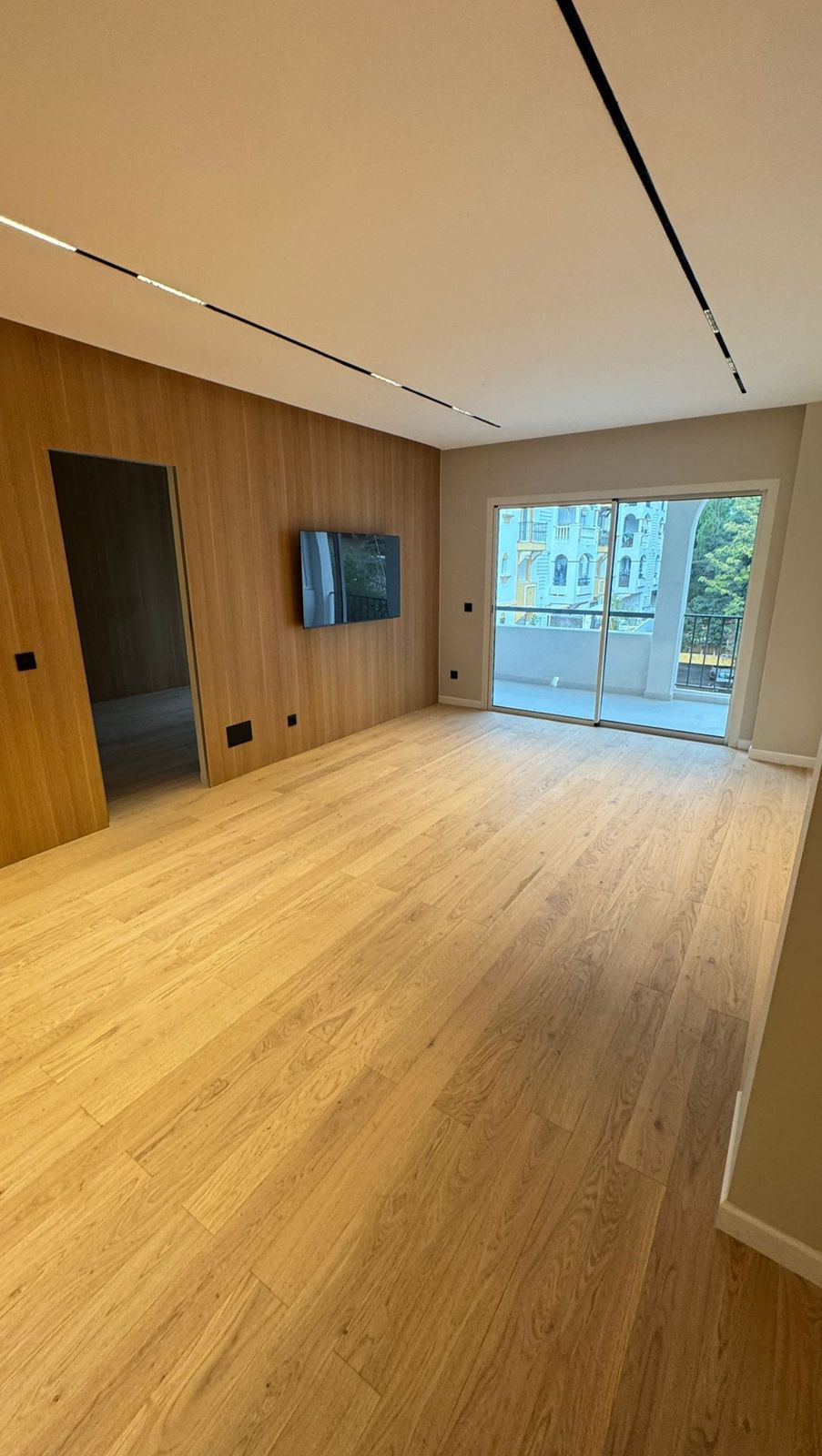 1 bedroom Apartments for sale in Marbella – R5336503