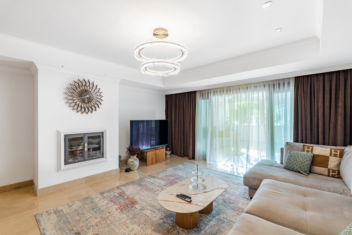 2 bedroom Apartments for sale in Milla de Oro – R5353000