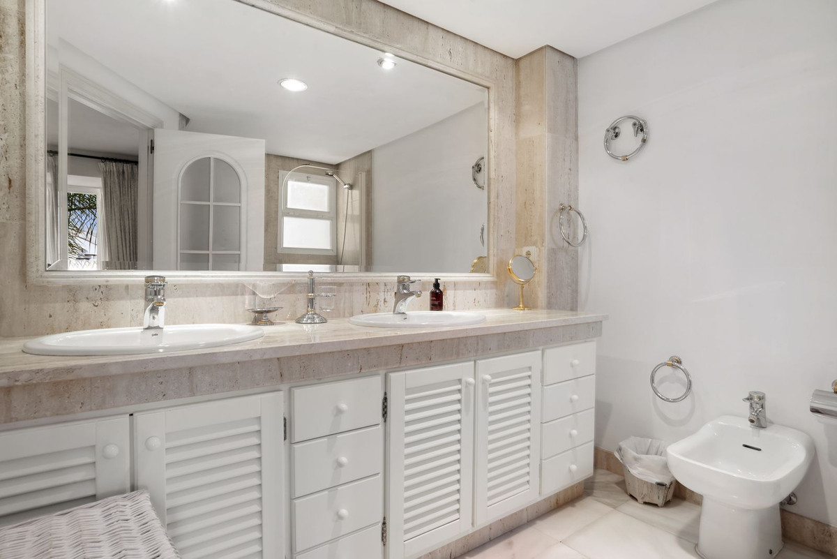 3 bedroom Townhouses for sale in Milla de Oro – R5191915