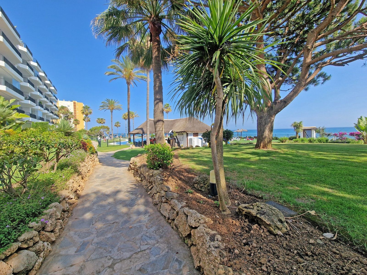 2 bedroom Apartments for sale in Calahonda – R5338981