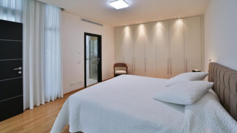 4 bedroom Villas for sale in Sierra Blanca – R3361870