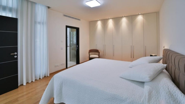 Villas de 4 dormitorios en venta en Sierra Blanca – R3361870 en 