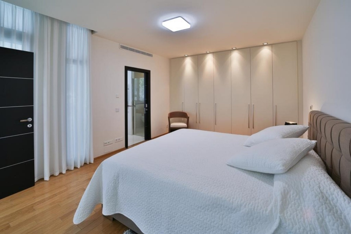 4 bedroom Villas for sale in Sierra Blanca – R3361870