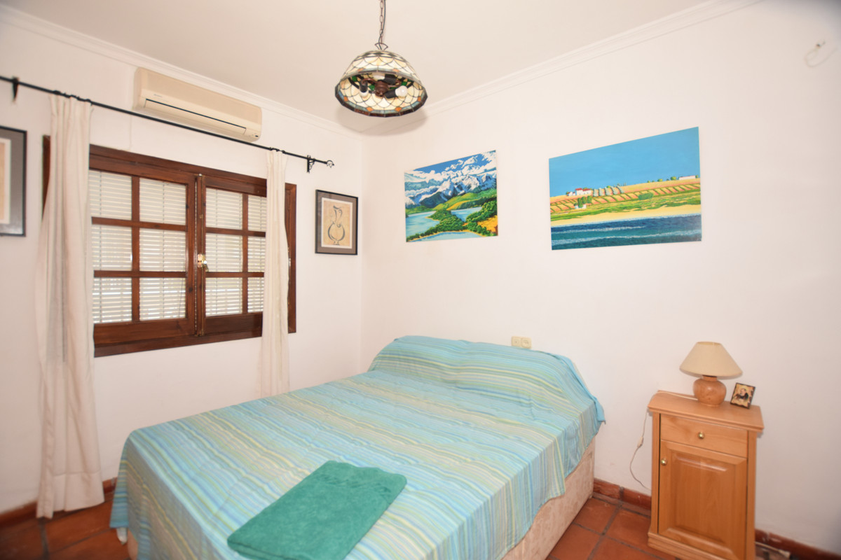 Adosado de 3 dormitorios en venta en San Pedro de Alcántara – R3362083