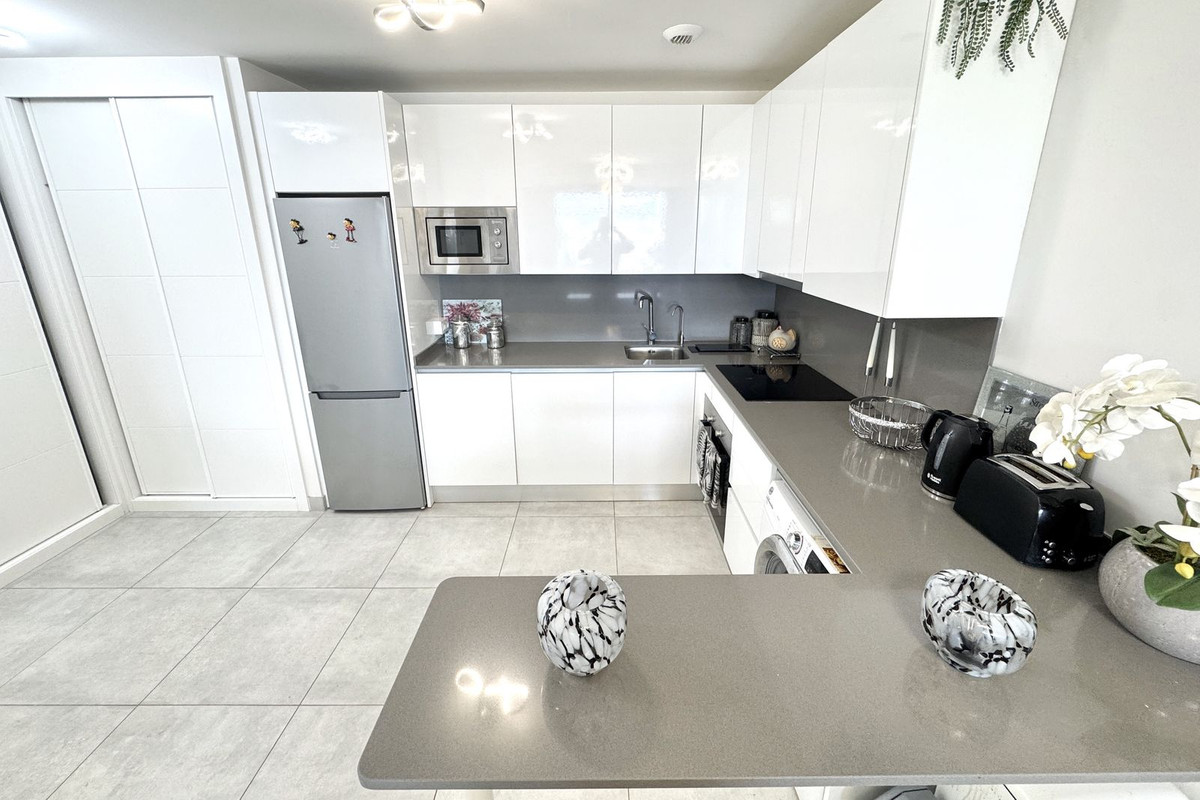 Apartamentos de 3 dormitorios en venta en La Cala de Mijas – R5274904 Apartamentos de 3 dormitorios en venta en La Cala de Mijas – R5274904