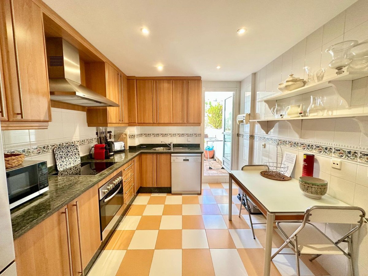 Apartamentos de 2 dormitorios en venta en Nueva Andaluc�a – R5245804 Apartamentos de 2 dormitorios en venta en Nueva Andaluc�a – R5245804