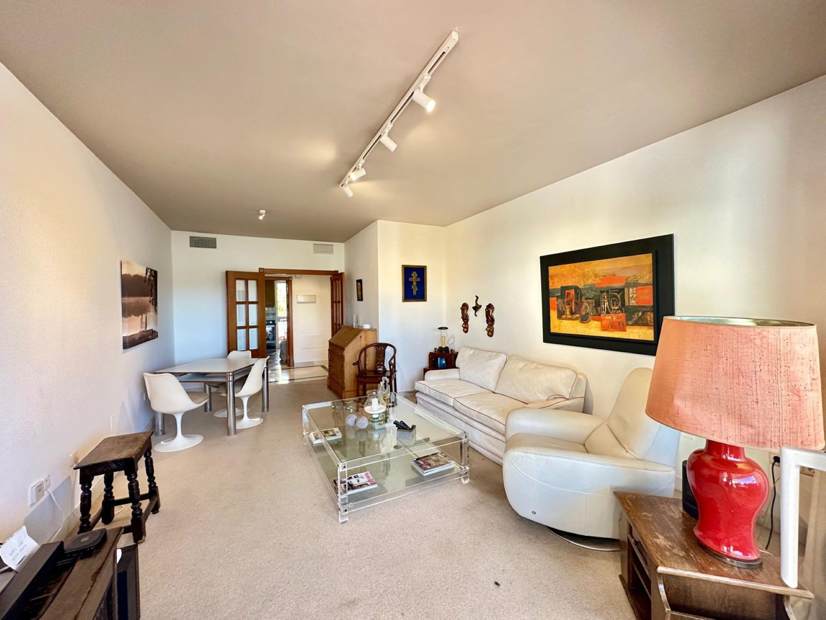 Apartamentos de 2 dormitorios en venta en Nueva Andaluc�a – R5245804 Apartamentos de 2 dormitorios en venta en Nueva Andaluc�a – R5245804