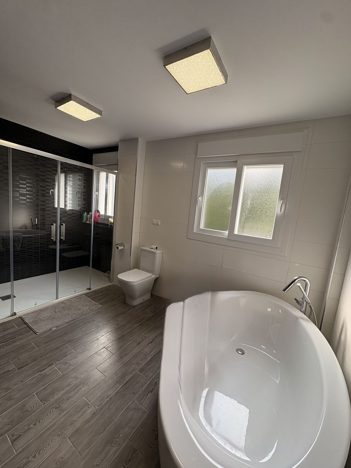 6 bedroom Villas for sale in Mijas – R5369140
