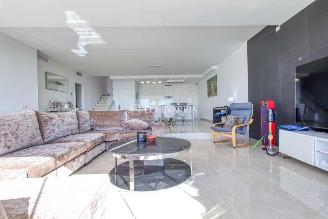 4 bedroom Townhouses for sale in Marbella – R5388349 4 bedroom Townhouses for sale in Marbella – R5388349