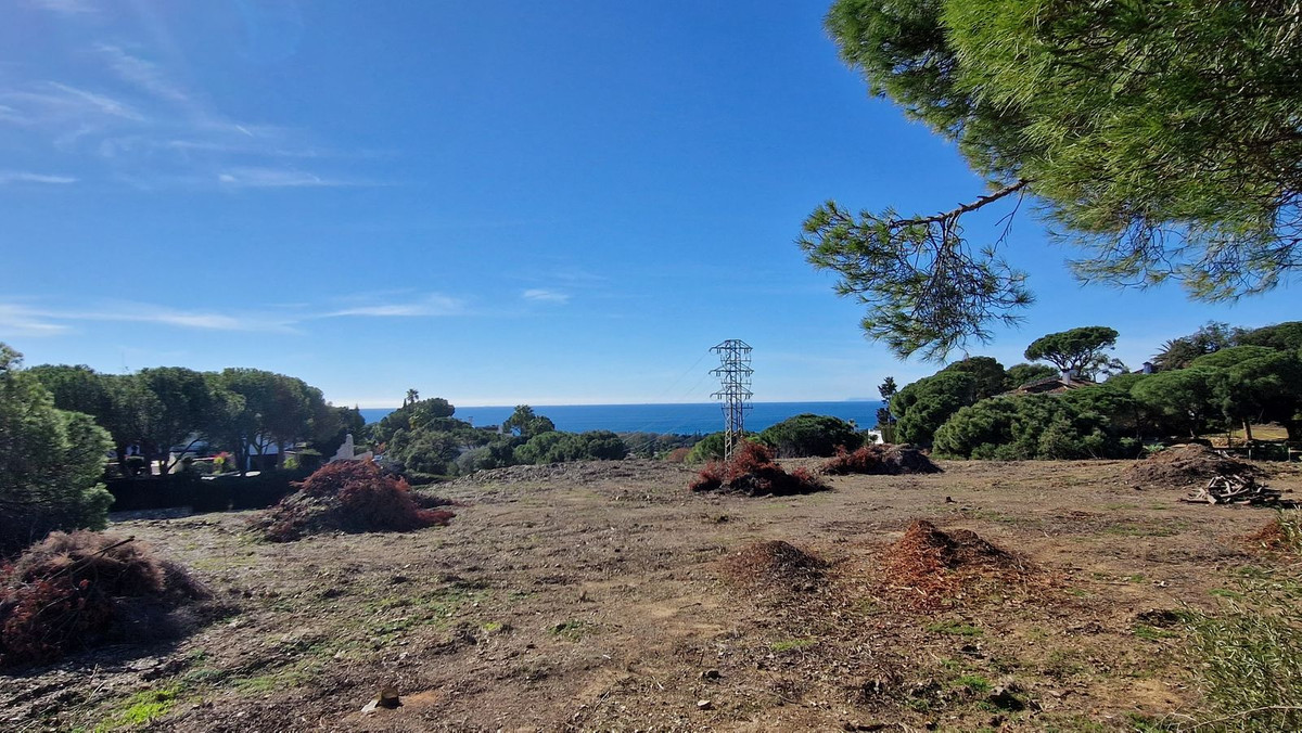 Plots for sale in Elviria Hills – R4599565 Plots for sale in Elviria Hills – R4599565
