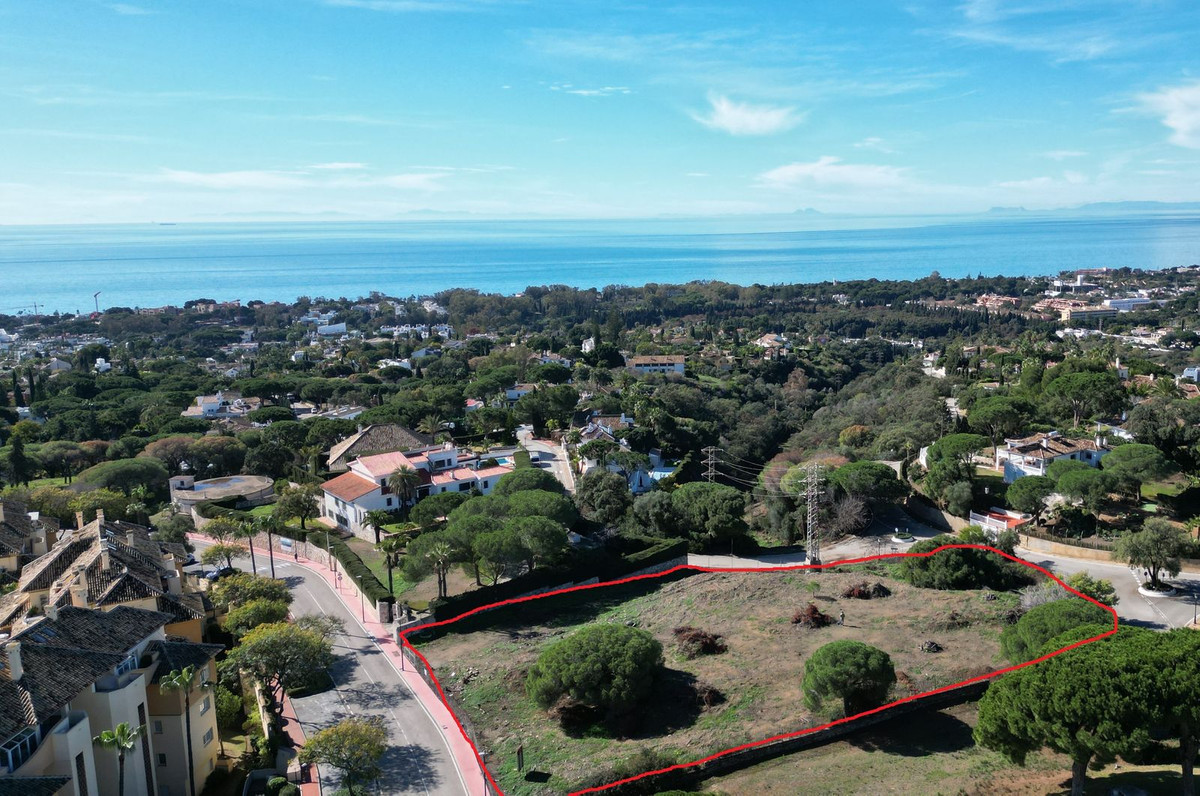 Plots for sale in Elviria Hills – R4599565 Plots for sale in Elviria Hills – R4599565