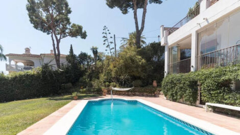 4 bedroom Townhouses for sale in Marbella – R5382316