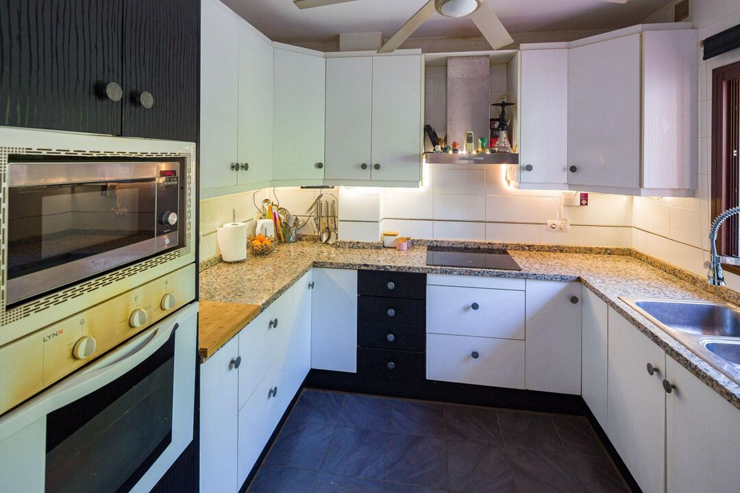 4 bedroom Townhouses for sale in Marbella – R5382316 4 bedroom Townhouses for sale in Marbella – R5382316