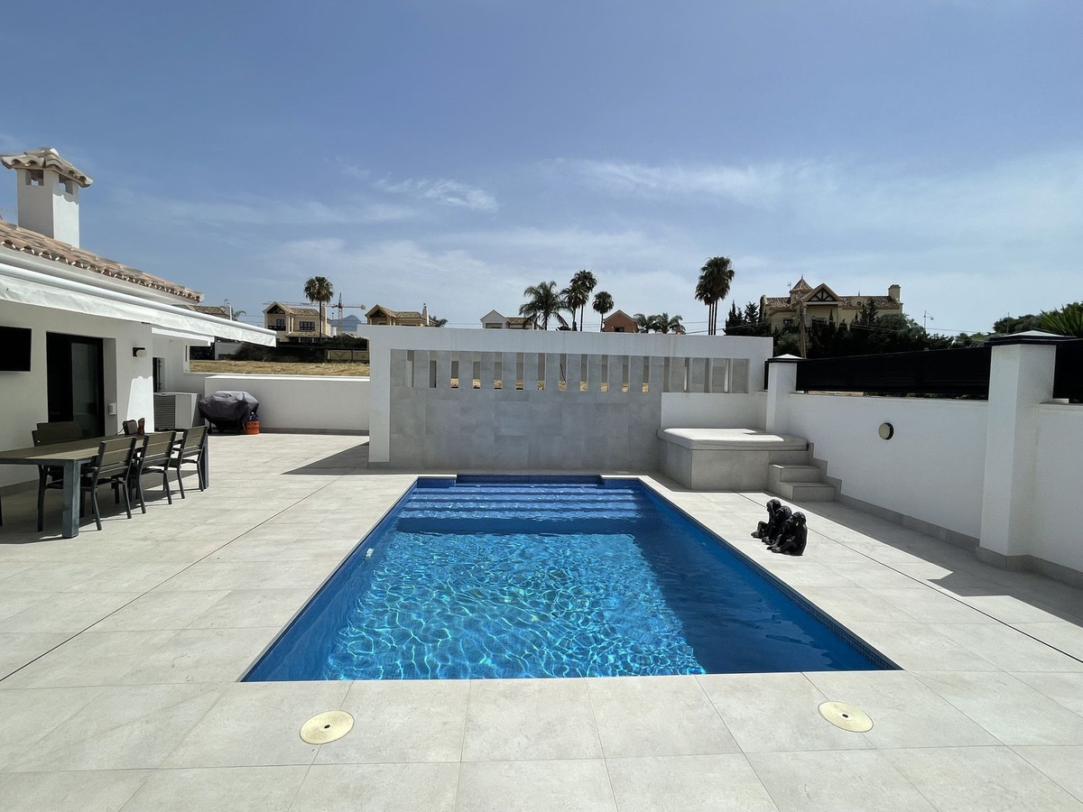Villas de 3 dormitorios en venta en San Pedro de Alc�ntara – R5143783 Villas de 3 dormitorios en venta en San Pedro de Alc�ntara – R5143783