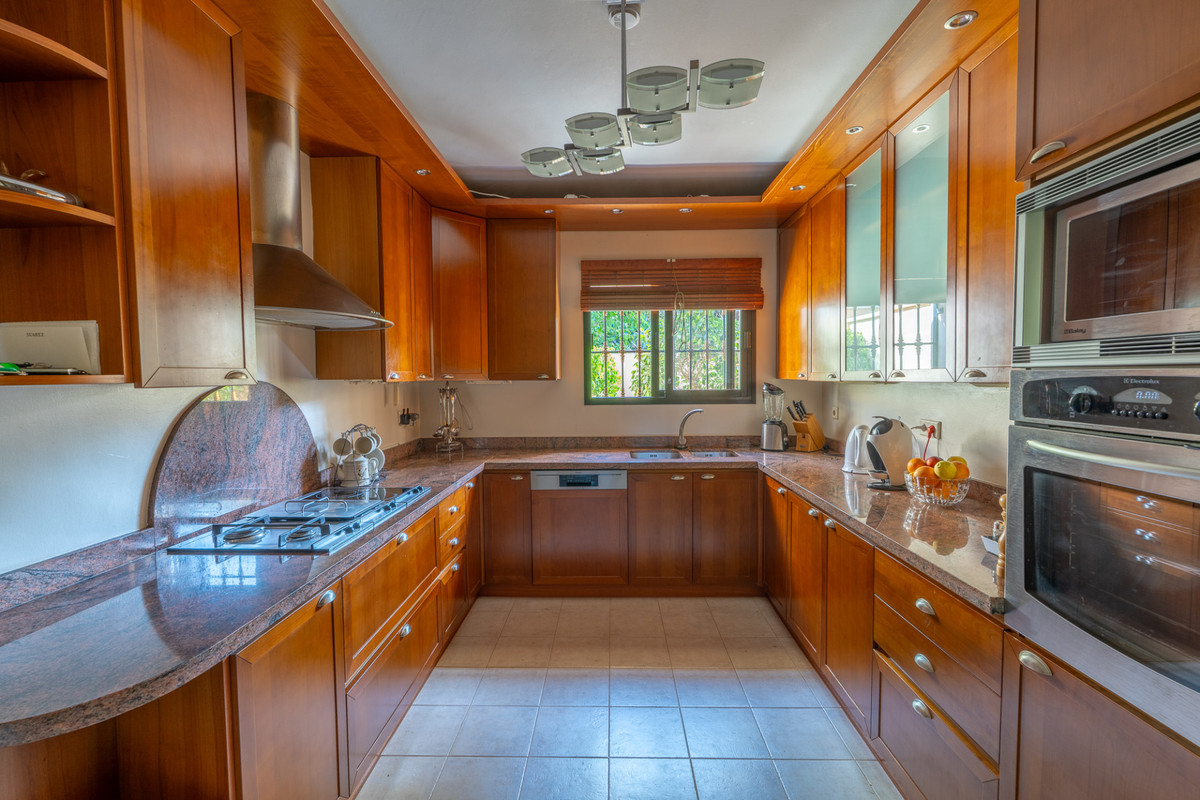 Villas de 8 dormitorios en venta en Benahavís – R5294299 Villas de 8 dormitorios en venta en Benahavís – R5294299